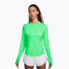 Лонгслів для бігу жіночий Nike Swift Dri-FIT UV illusion green