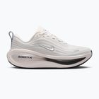 Кросівки для бігу жіночі Nike Vomero Plus summit white/sail/metallic silver