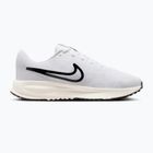 Кросівки для бігу жіночі Nike Run Defy white/sail/off white/black
