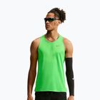 Футболка для бігу чоловіча Nike Stride green spark