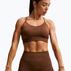 Спортивний бюстгальтер жіночий Nike Pro Seamless Light Support Sports Bra cacao wow