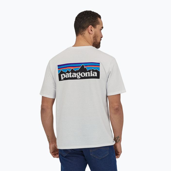 Чоловіча трекінгова футболка Patagonia P-6 Logo Responsibili-Tee біла 2