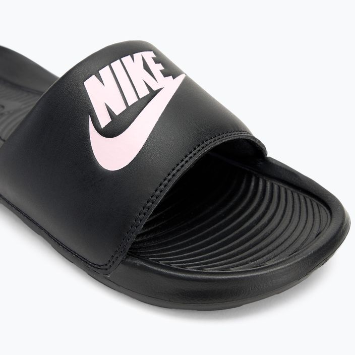 Жіночі шльопанці Nike Victori One Slide чорний/чорний/фіолетовий 7