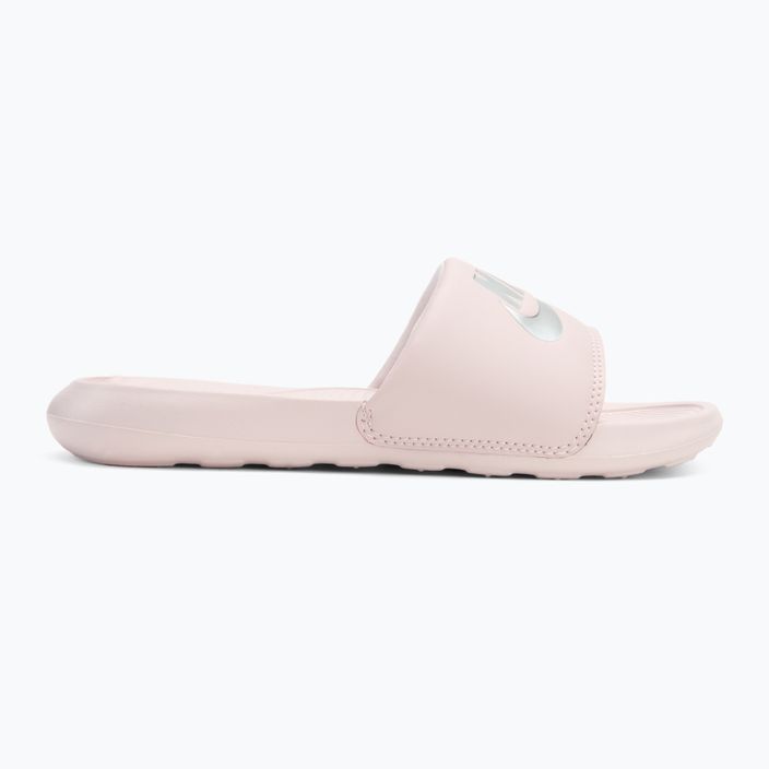 Жіночі шльопанці Nike Victori One Slide ледь піднялися/ледь піднялися/металік сріблястий 2