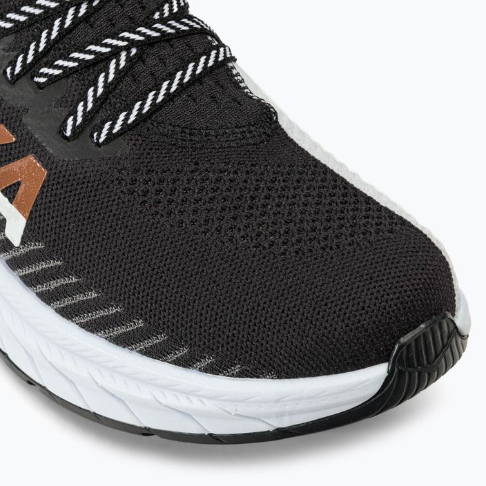 Кросівки для бігу чоловічі HOKA Carbon X 3 чорно-білі 1123192-BWHT 7