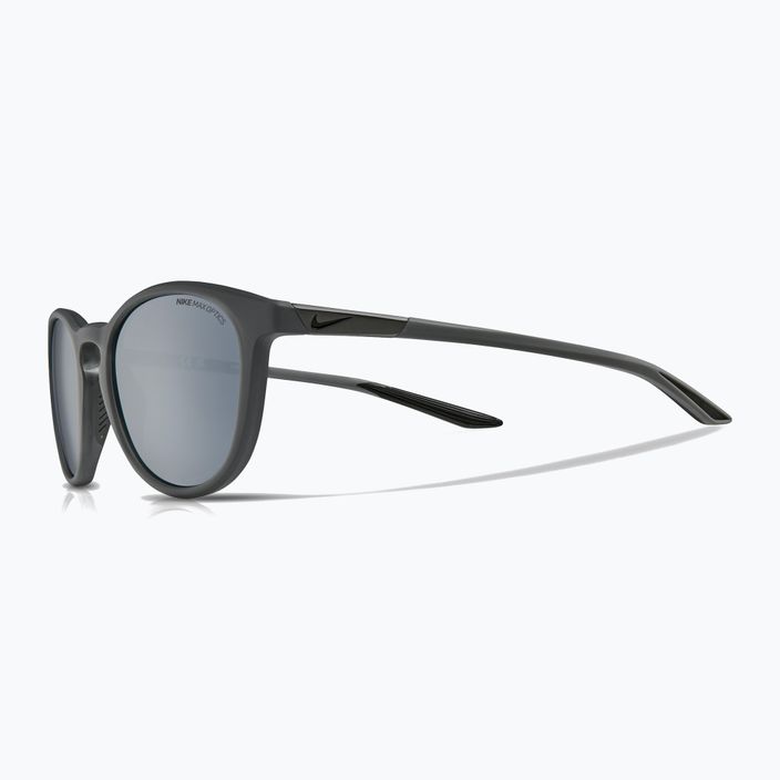 Сонцезахисні окуляри Nike Evolution матові темно-сірі/сріблясті зі спалахом 5