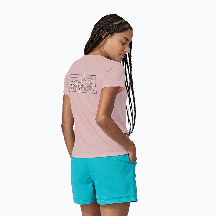 Жіноча трекінгова футболка Patagonia P-6 Logo Responsibili-Tee з вусами рожевого кольору 2