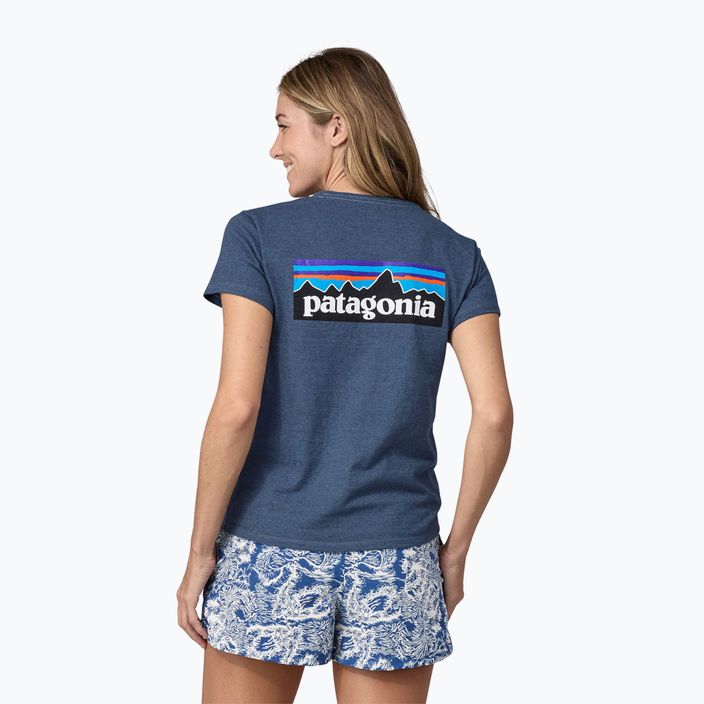 Жіноча трекінгова футболка Patagonia P-6 Logo Responsibili-Tee utility blue 2