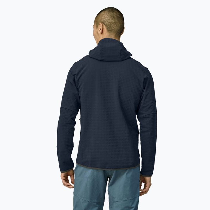 Куртка софтшел чоловіча Patagonia R2 TechFace Hoody new navy 3