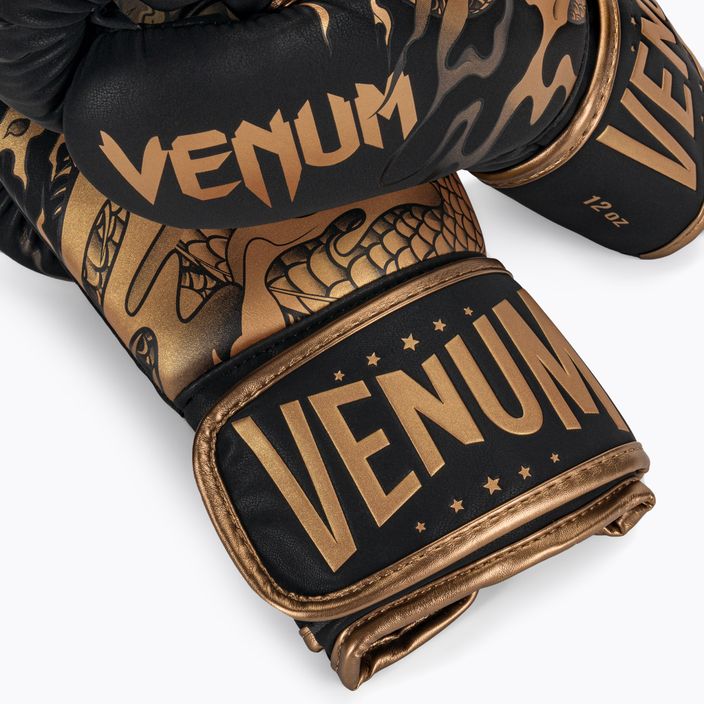 Рукавиці боксерські Venum Dragon's Flight чорно-золоті 03169-137 5