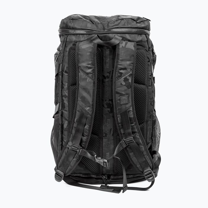 Тренувальний рюкзак Venum Challenger Xtrem чорний/темний камуфляж 3