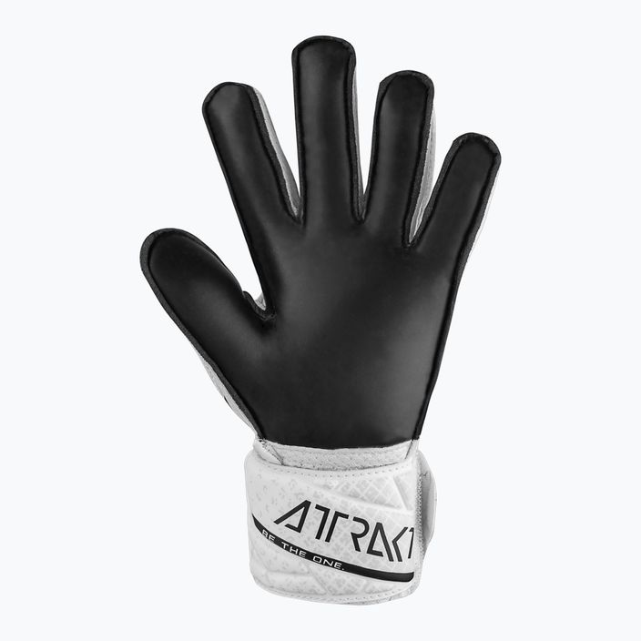 Воротарські рукавиці Reusch Attrakt Solid біло-чорні 3