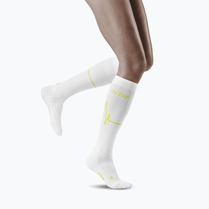 Компресійні шкарпетки для бігу жіночі CEP Heartbeat білі WP20PC2 4