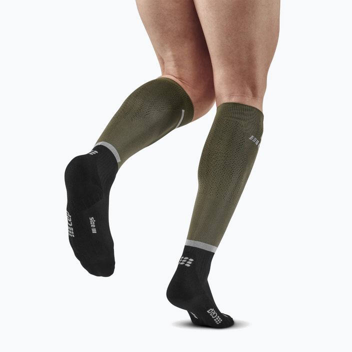 Шкарпетки компресійні бігові чоловічі CEP Tall 4.0 olive/black 6
