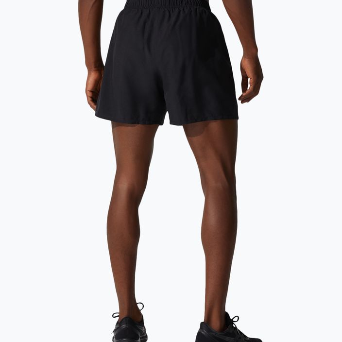 Чоловічі бігові шорти ASICS Core 5In Short performance чорного кольору 2