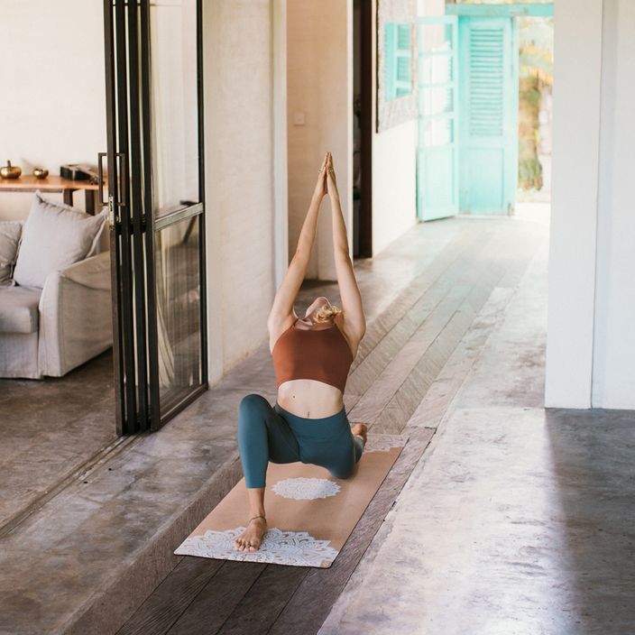 Килимок для йоги  Yoga Design Lab Cork 3,5 мм коричневий  Mandala White 6