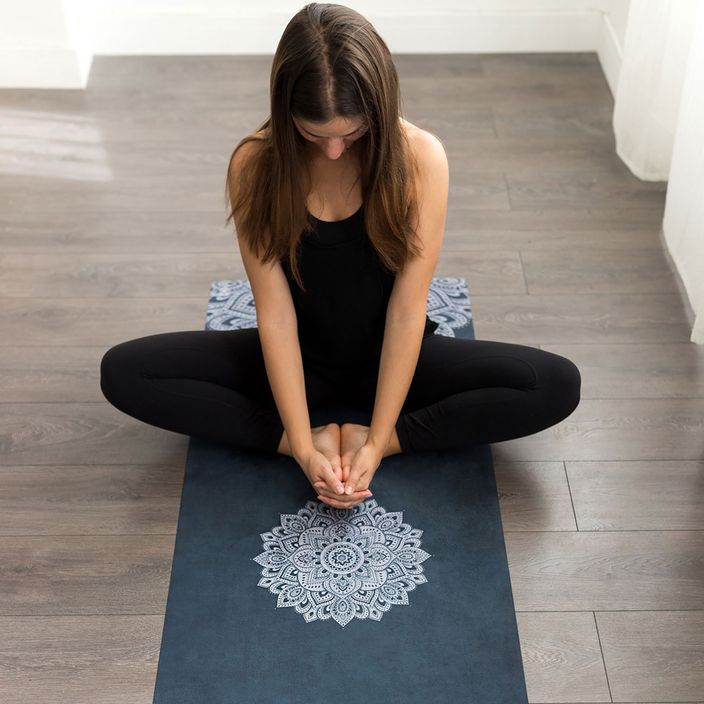 Килимок для йоги (для подорожей)  Yoga Design Lab Combo Yoga 1,5 мм темно-синій Mandala Sapphire 5