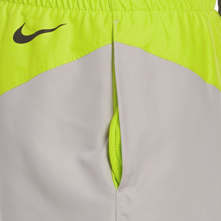 Шорти для плавання чоловічі Nike Logo 5" Volley зелені NESSC470-001 10