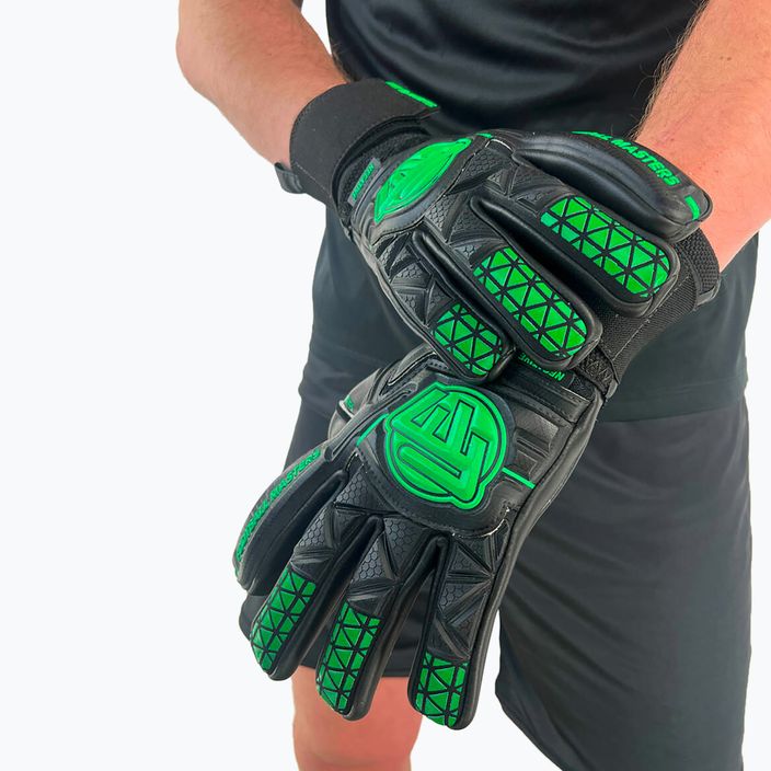 Воротарські рукавиці Football Masters Voltage Plus NC чорні/зелені 4