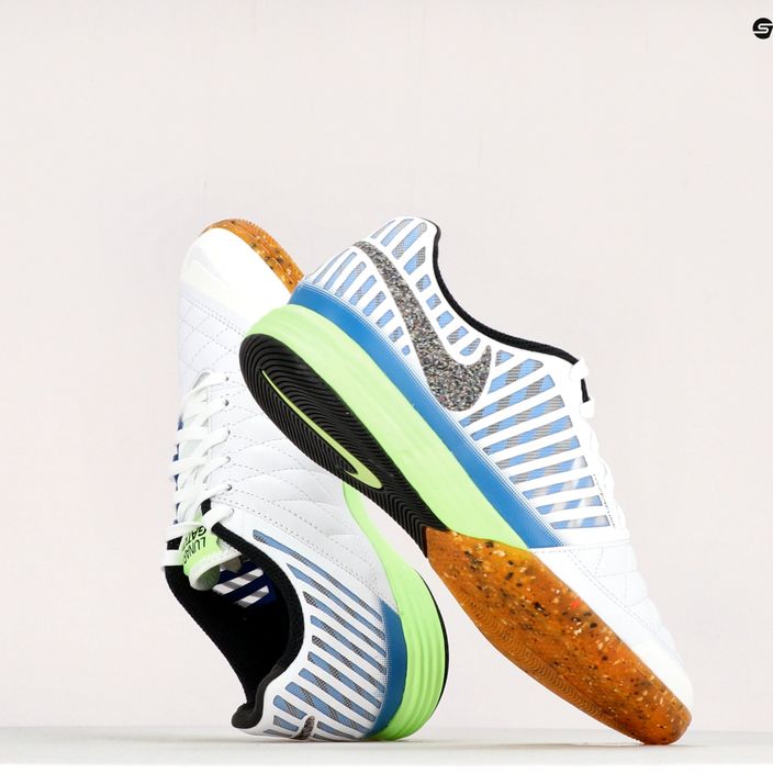 Футбольне взуття для залу чоловічі Nike Lunargato II IC біле 580456-043 10