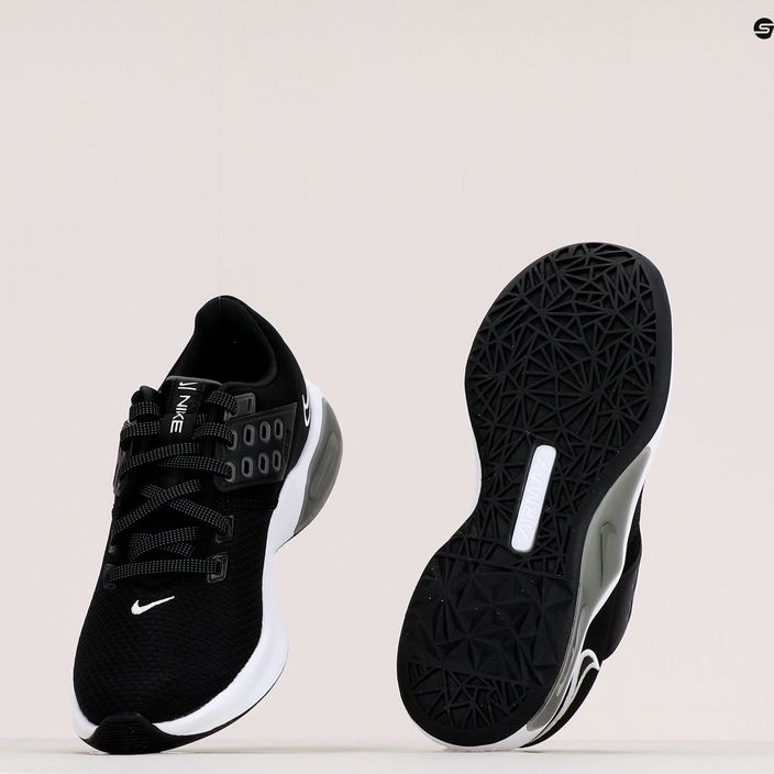 Взуття для тренувань жіноче Nike Air Max Bella Tr 4 чорні CW3398-002 9
