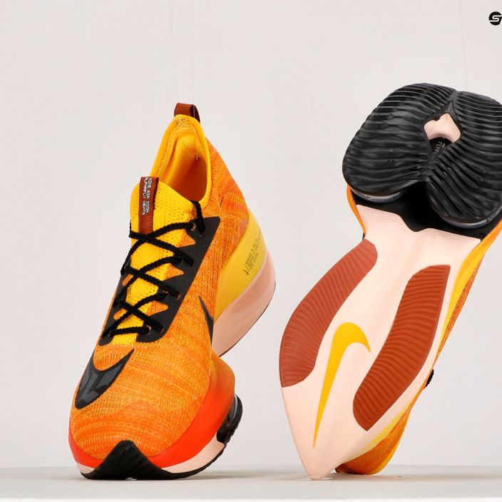 Кросівки для бігу чоловічі Nike Air Zoom Alphafly Next FK помаранчеві DO2407-728 12