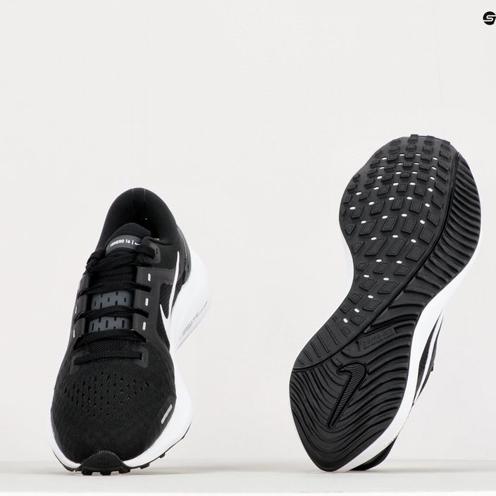 Кросівки для бігу жіночі Nike Air Zoom Vomero 16 чорні DA7698-001 11