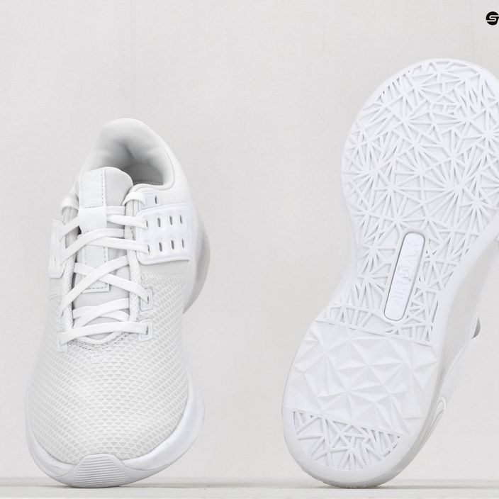 Взуття для тренувань жіноче Nike Air Max Bella Tr 4 біле CW3398 102 9