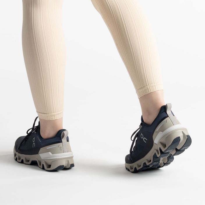Кросівки для бігу жіночі On Cloudwander Waterproof navy/desert 3