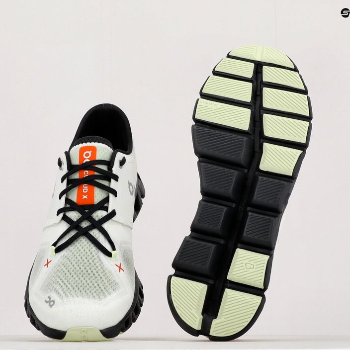 Кросівки для бігу чоловічі On Cloud X 3 білі 6098699 12