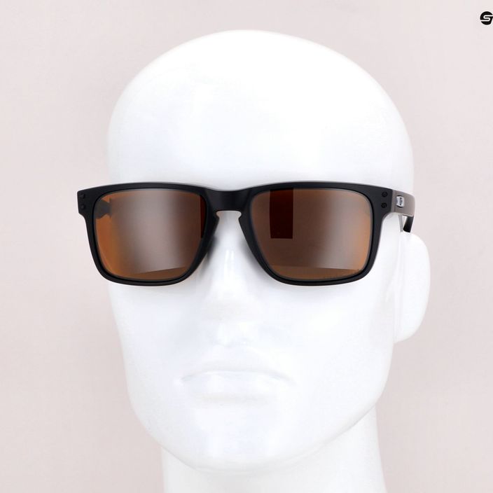 Сонцезахисні окуляри  Oakley Holbrook XL коричневі 0OO9417 7