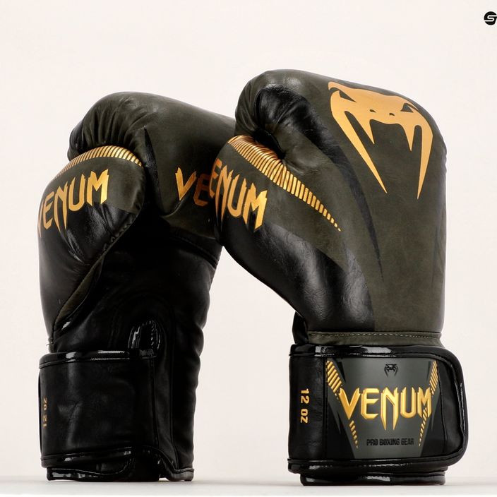 Рукавиці боксерські Venum Impact зелені 03284-230 16