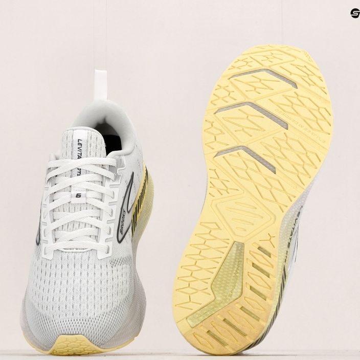 Кросівки для бігу жіночі Brooks Levitate GTS 6 white/oyster/yellow 13