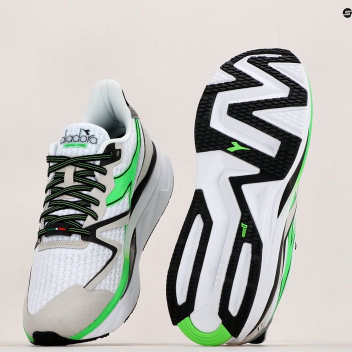 Кросівки для бігу чоловічі Diadora Atomo V7000 кольорові DD-101.179073-C6030 19