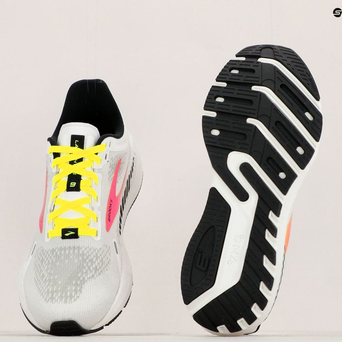 Кросівки для бігу жіночі Brooks Launch GTS 9 white/pink/nightlife 13