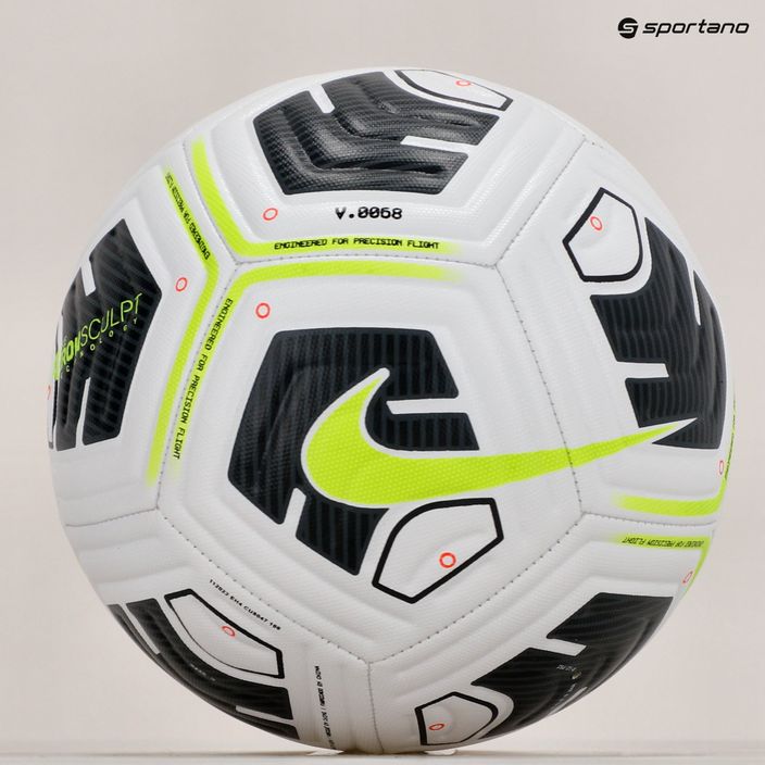 Футбольний м'яч Nike Academy Team CU8047-100 Розмір 3 6