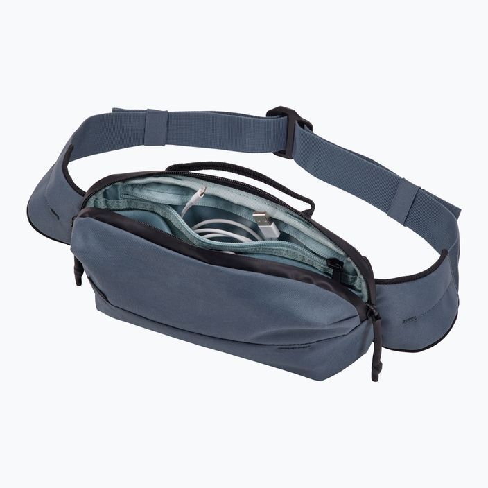 Сумка бананка Thule Aion Sling Bag dark slate 7