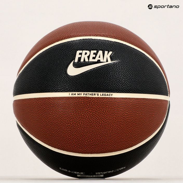 Баскетбольний м'яч Nike All Court 8P 2.0 G Antetokounmpo N1004138-812 Розмір 7 7