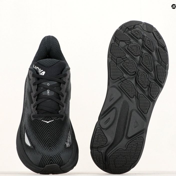 Чоловічі бігові кросівки HOKA Clifton 9 GTX чорний/чорний 8