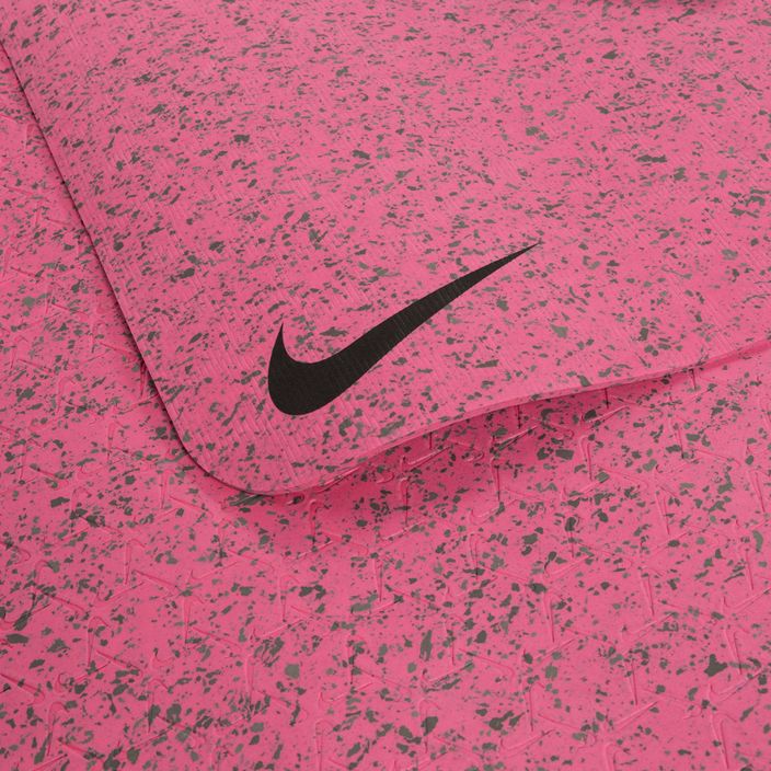 Килимок для йоги Nike Move 4 mm рожевий N1003061-635 3