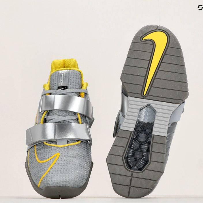 Кросівки для важкої атлетики Nike Romaleos 4 вовчий сірий / освітлення / чорний метал срібло 8