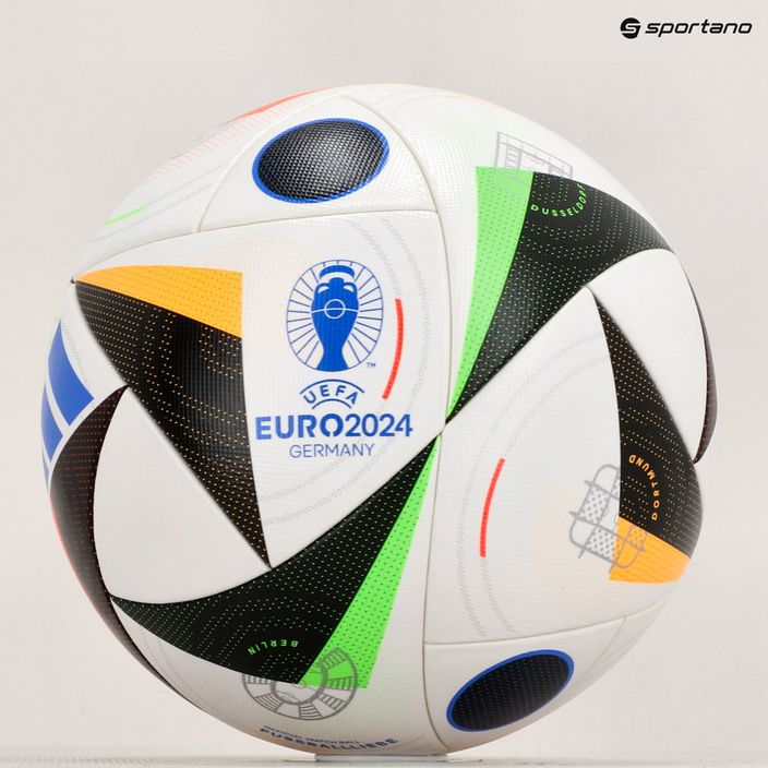 футбольні м'ячі adidas Fussballliebe Competition Euro 2024 білі/чорні/сині розмір 4 5
