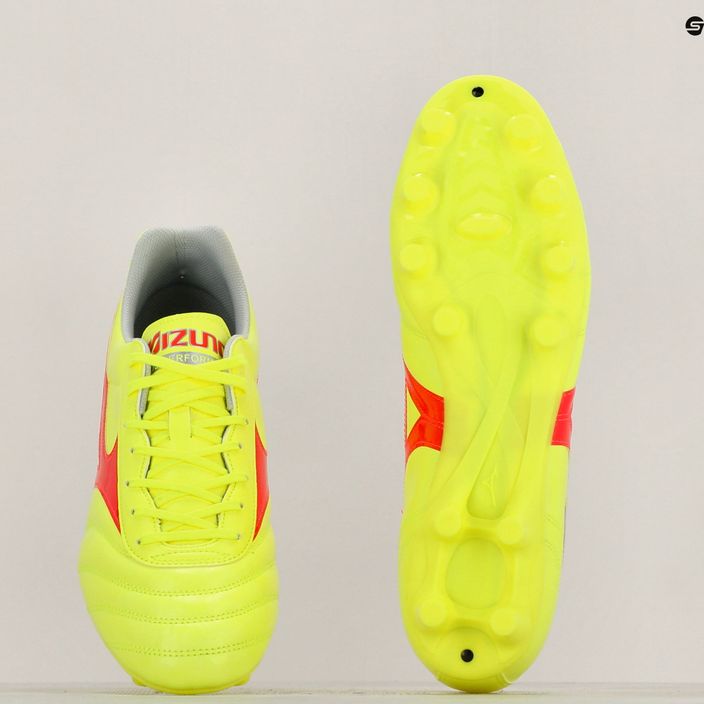 Кросівки футбольні чоловічі Mizuno Morelia II Club MD safety yellow/fiery coral 2/galaxy silver 11
