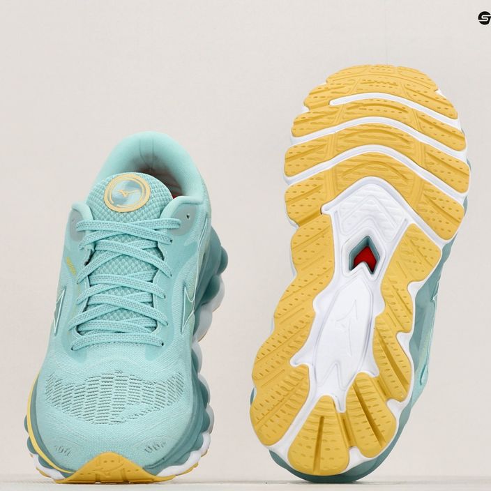 Жіночі бігові кросівки Mizuno Wave Sky 7 яєчна шкаралупа синій/білий/сонячне сяйво 12