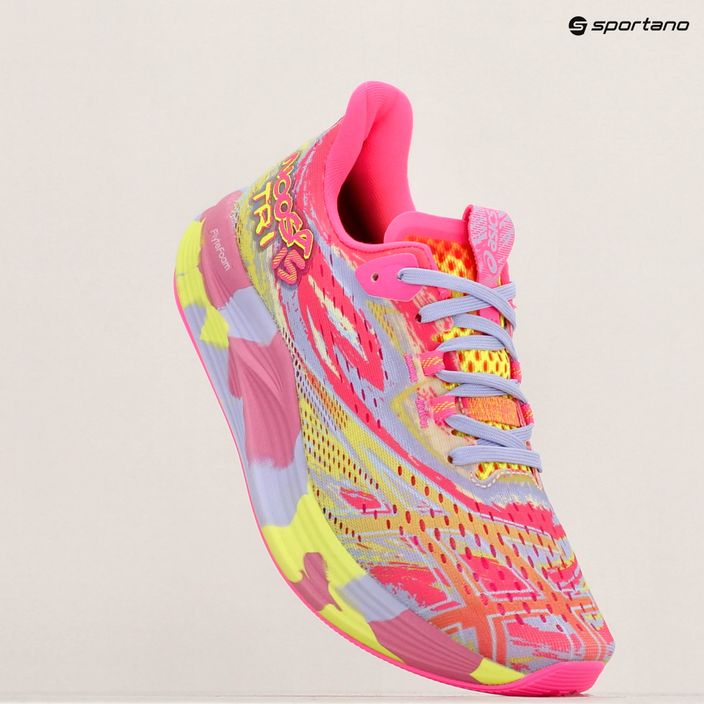 Жіночі бігові кросівки ASICS Noosa Tri 15 гарячий рожевий / безпечний жовтий 16