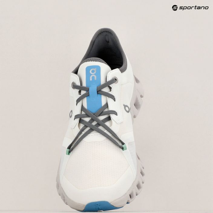 Чоловічі бігові кросівки On Running Cloud X 3 AD безбарвний білий/полум'яний 15