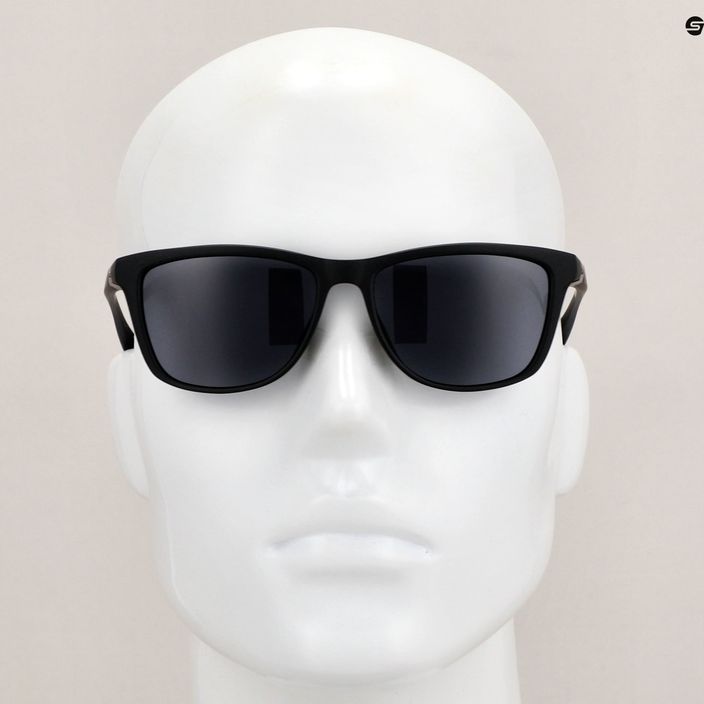 Жіночі сонцезахисні окуляри Nike City Icon матові чорні/темно-сірі 4