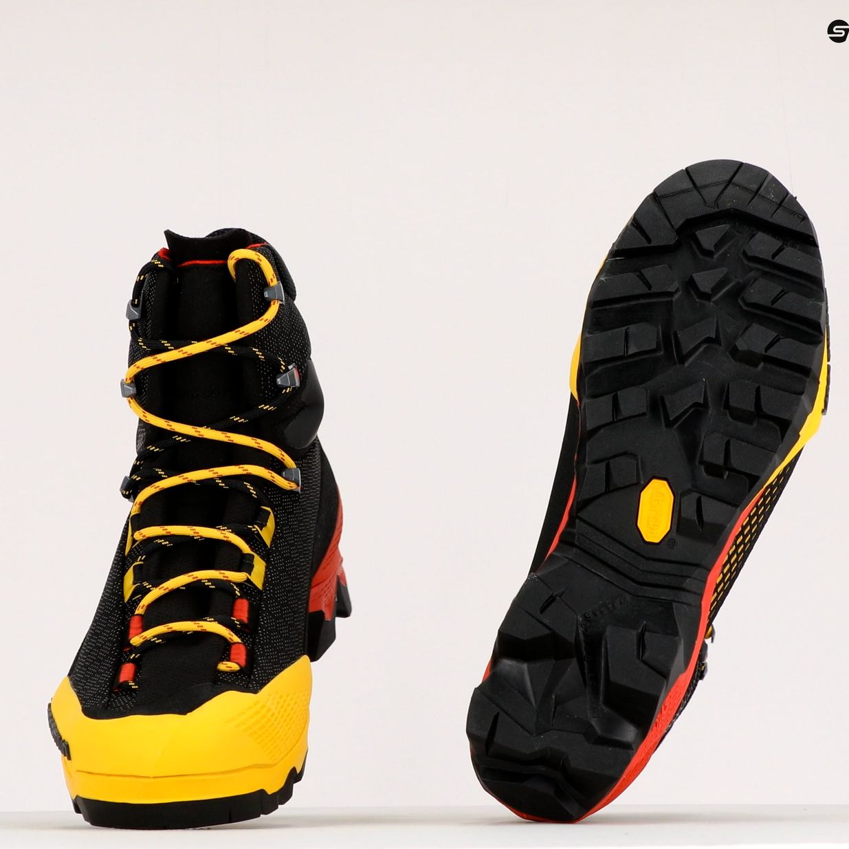 Черевики для альпінізму чоловічі La Sportiva Aequilibrium ST GTX чорно-жовті 31A999100 10