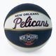 Міні м'яч баскетбольний  Wilson NBA Team Retro Mini New Orleans Pelicans WTB3200XBBNO розмір 3