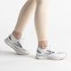 Кросівки для бігу жіночі Brooks Levitate StealthFit 6 white/bran 2